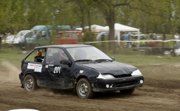 Obernyik Pál és a keceli autocross